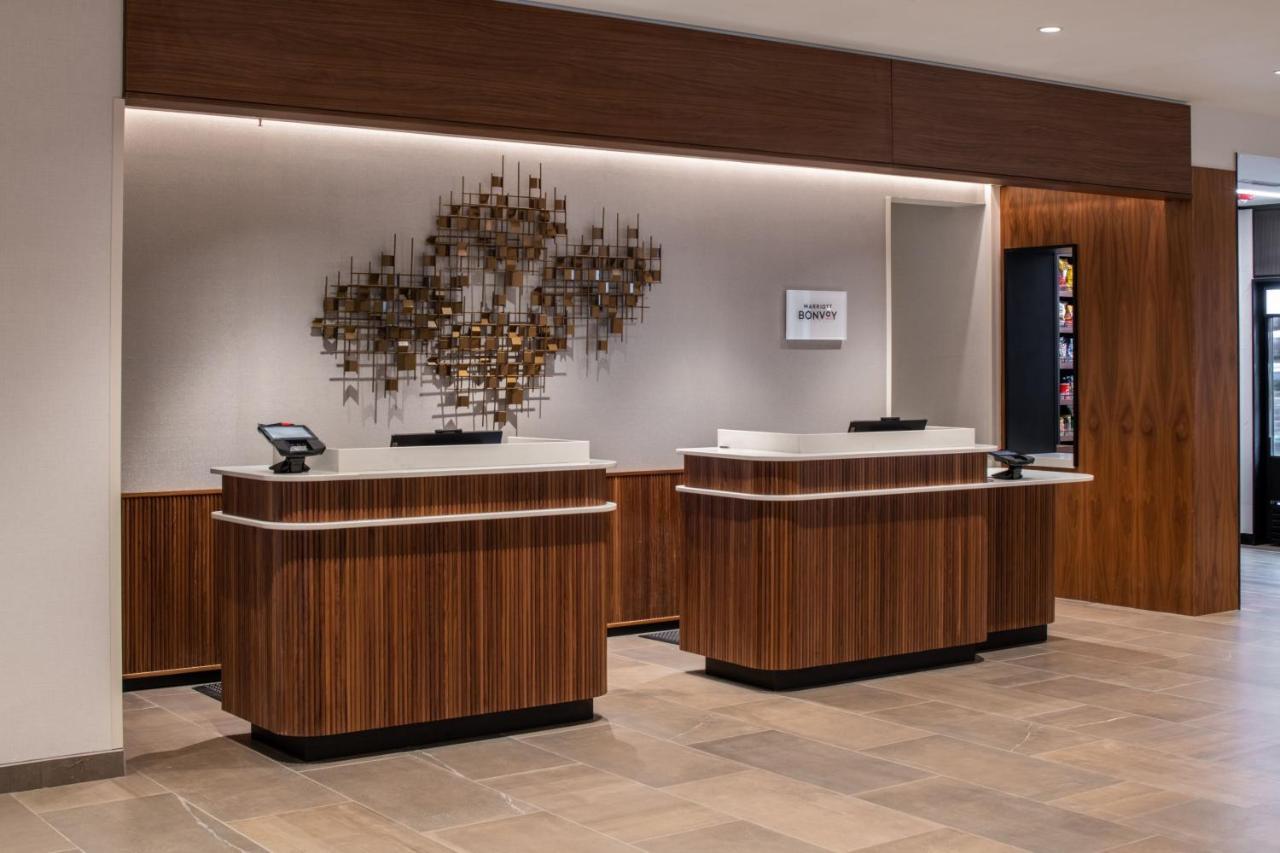 Courtyard By Marriott Olympia Hotel Eksteriør billede